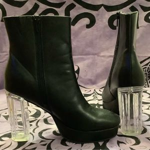 NWOT Wild Pair Black Clear Heel Bootie Size: 8M